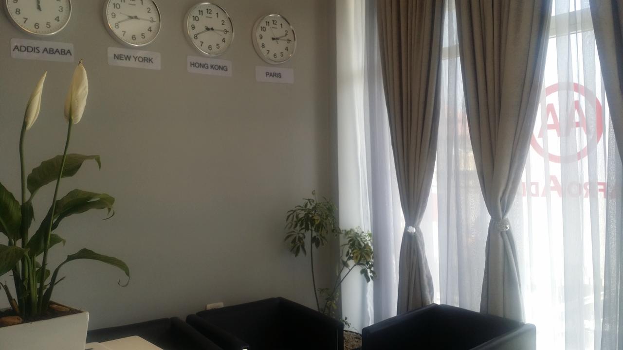 Afro Addis Hotel Apartment Exteriör bild