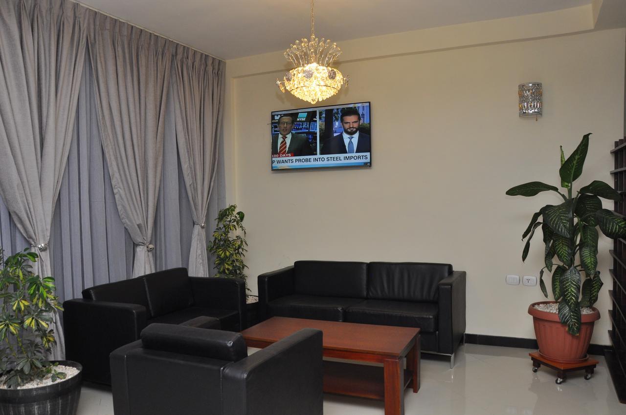 Afro Addis Hotel Apartment Exteriör bild