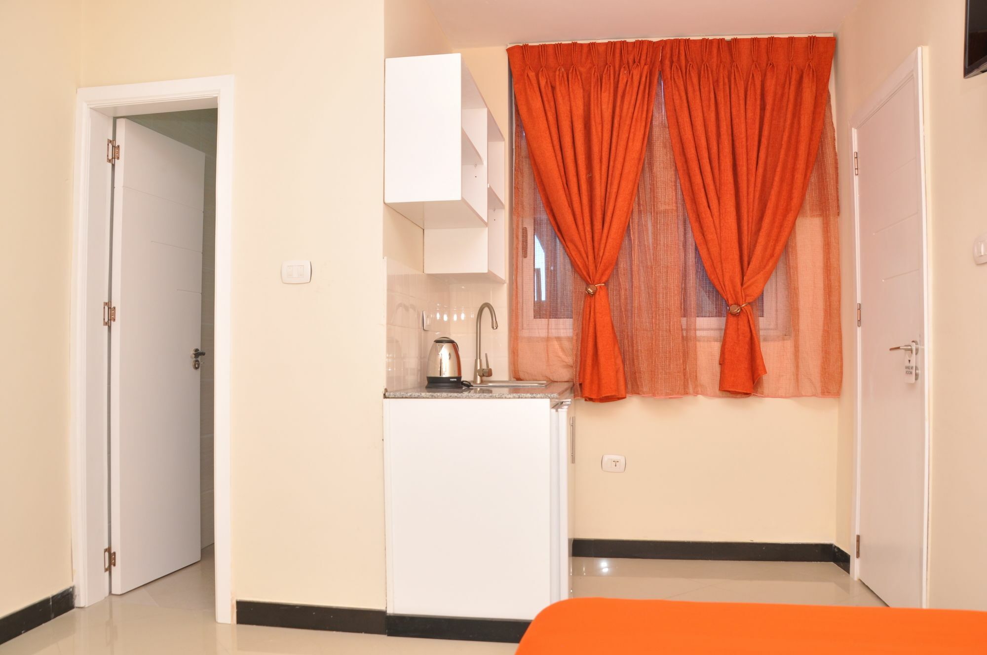 Afro Addis Hotel Apartment Exteriör bild