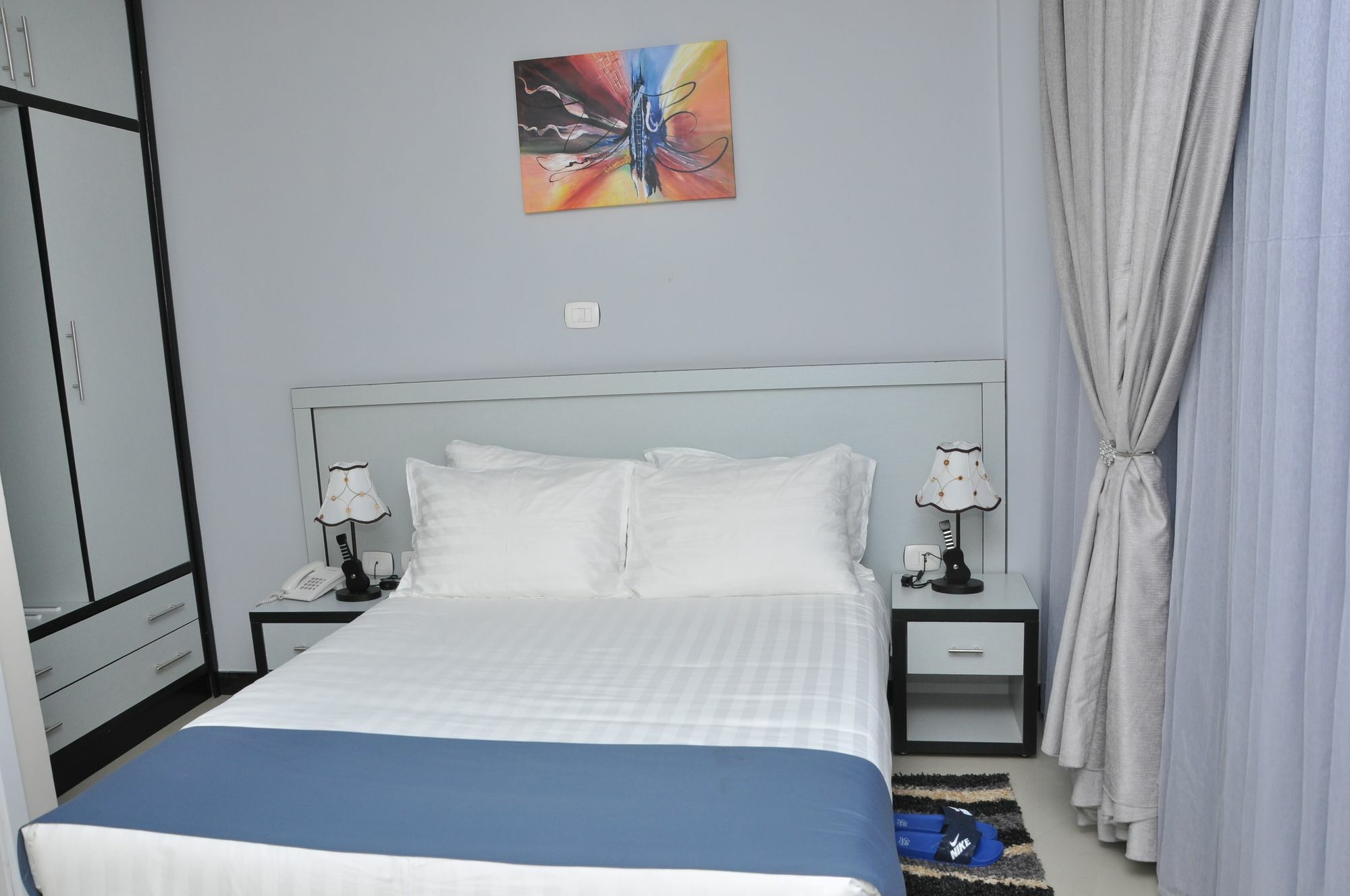 Afro Addis Hotel Apartment Exteriör bild