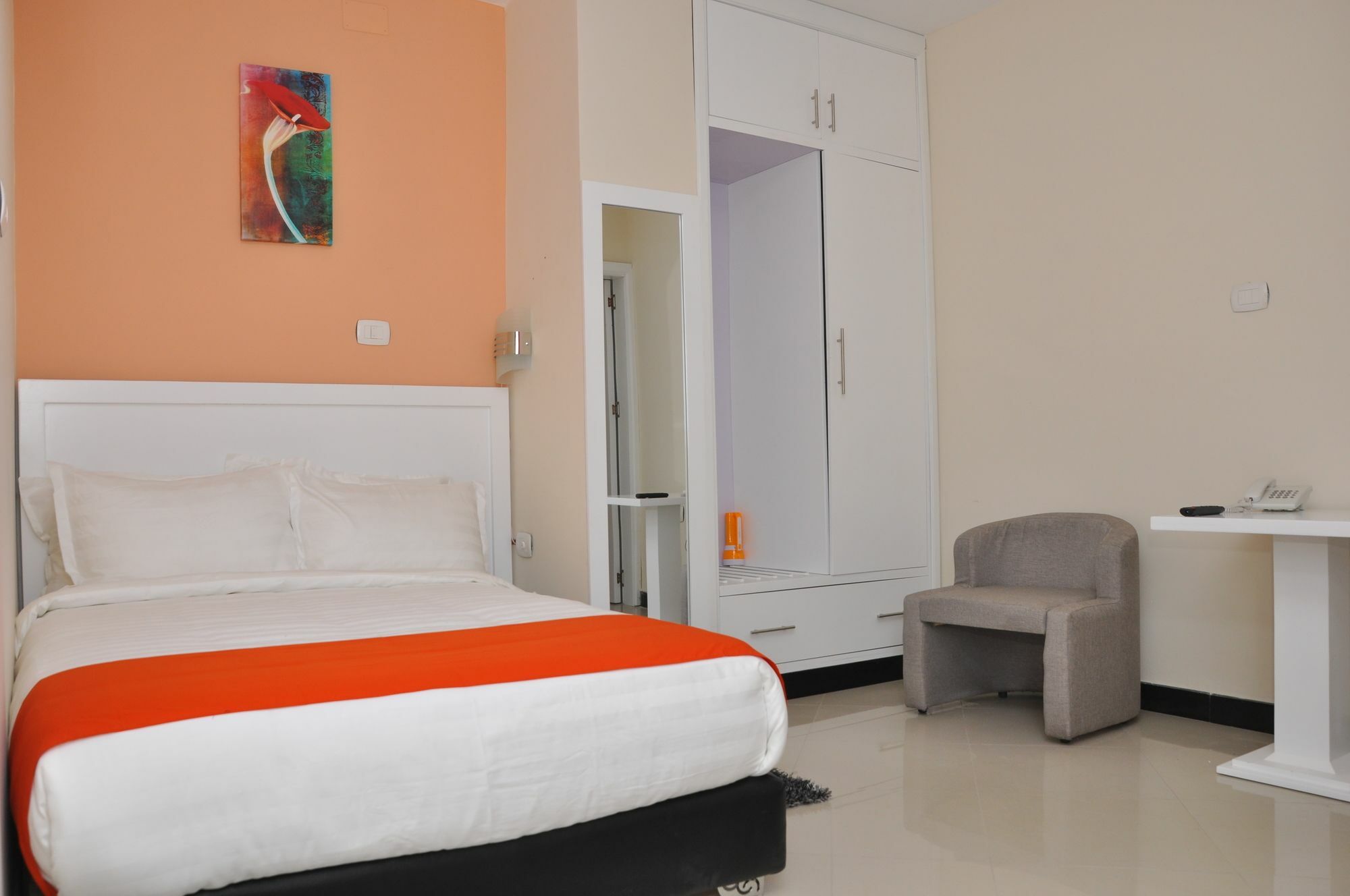Afro Addis Hotel Apartment Exteriör bild